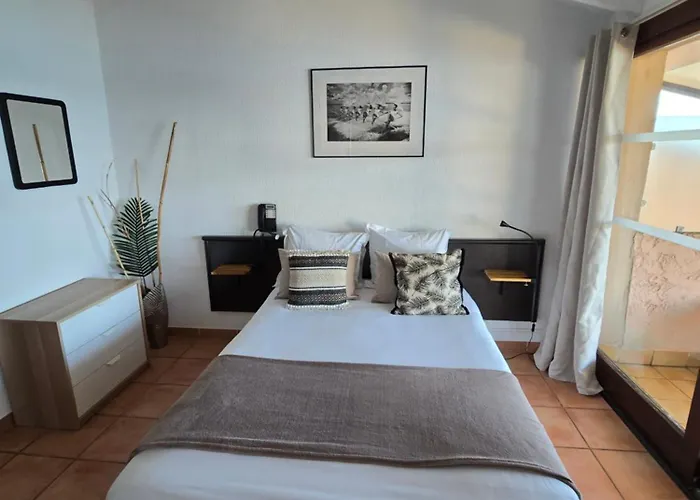 Hotel Chanteplage Saint-Cyr-sur-Mer