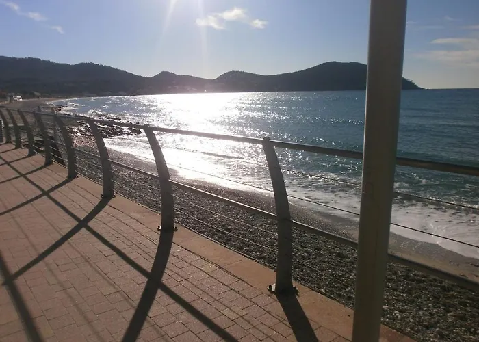 Hotell Chanteplage 2*